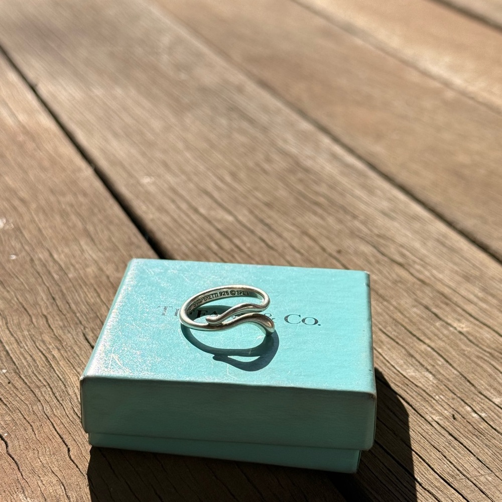 Tiffany & Co. Elsa Peretti Teardrop Ring